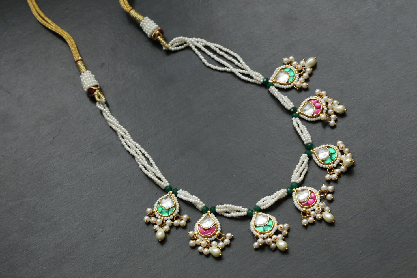 Pachi Kundan Motif Pearl Necklace