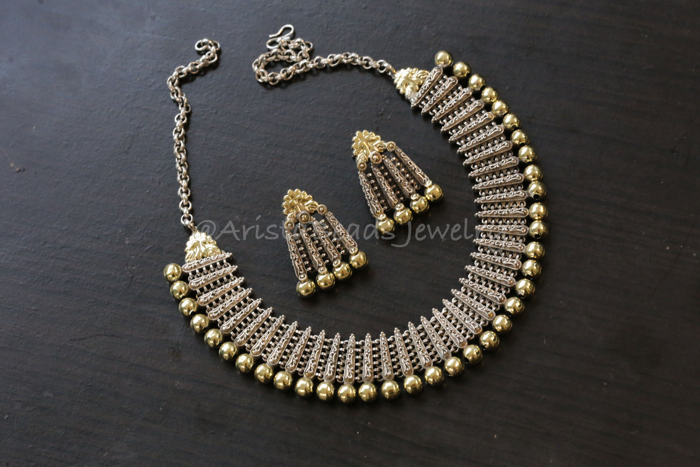 Avani Silver Look Dual Tone Necklace (T103-01)