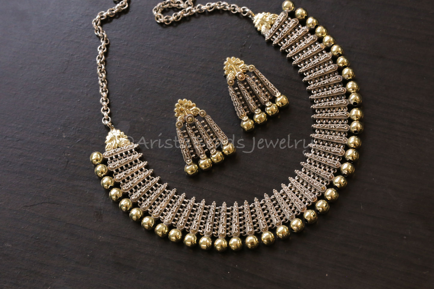 Avani Silver Look Dual Tone Necklace (T103-01)