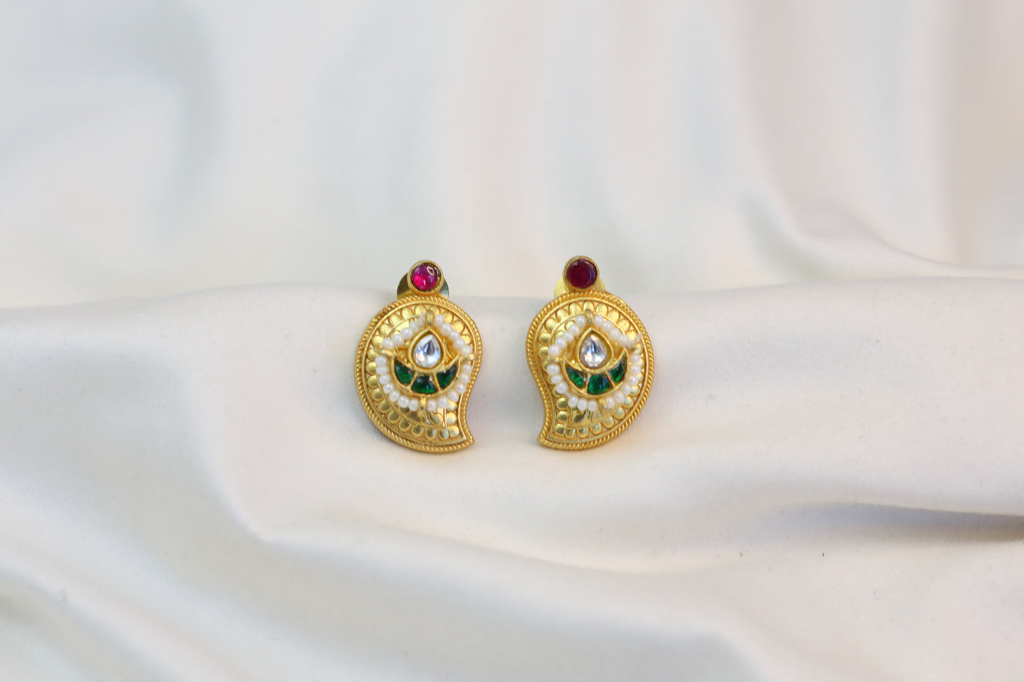 Gold  Paisley Jadau Kundan Studs (101-38)