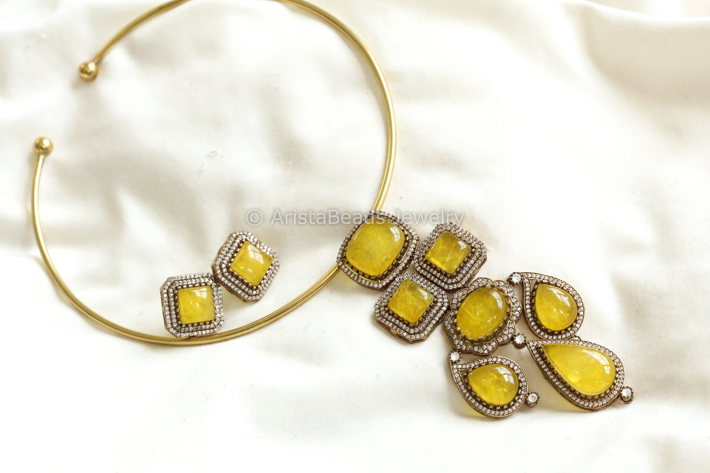 Removable Yellow Pota Doublet Pendant Hasli Set (103-10)