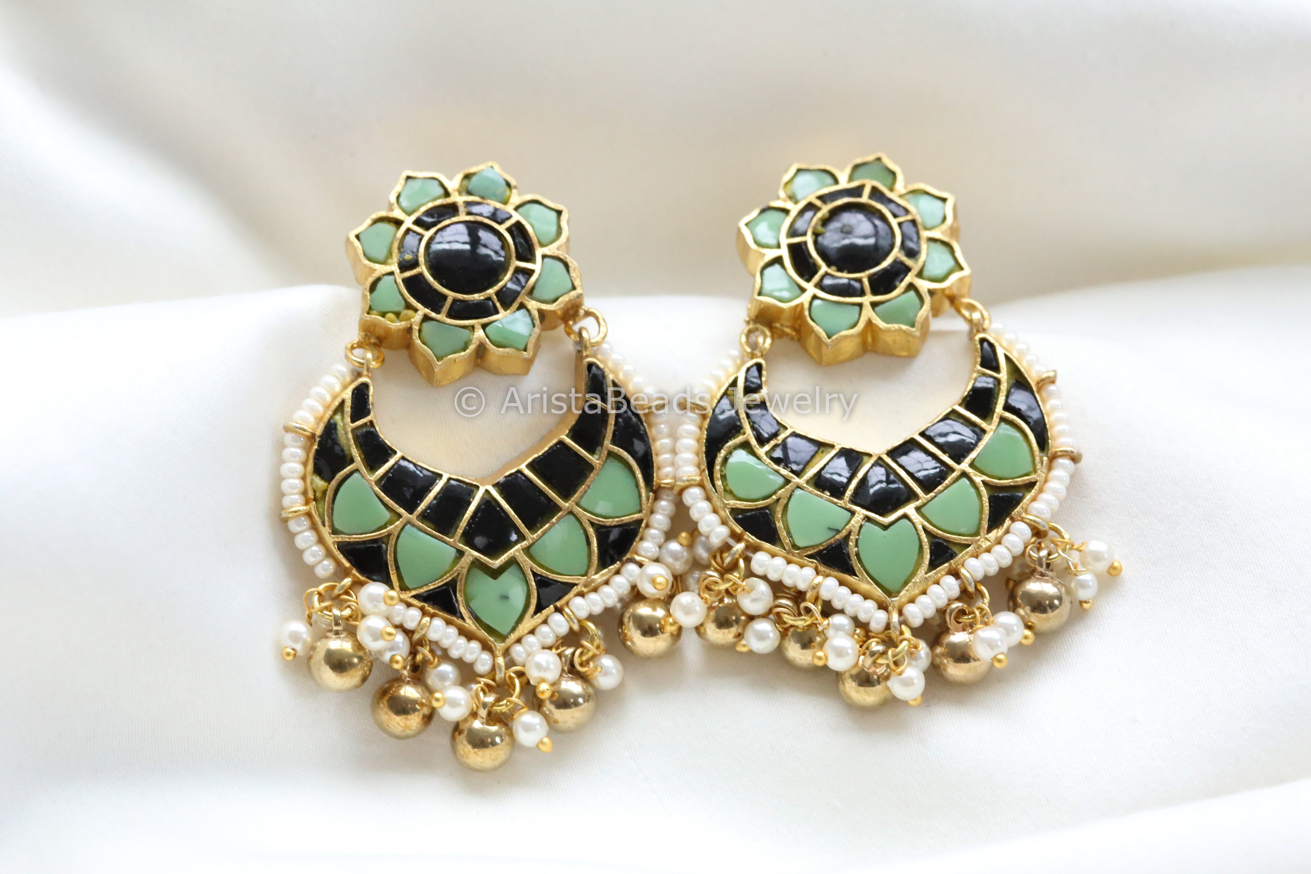 Jadau kundan offers earrings